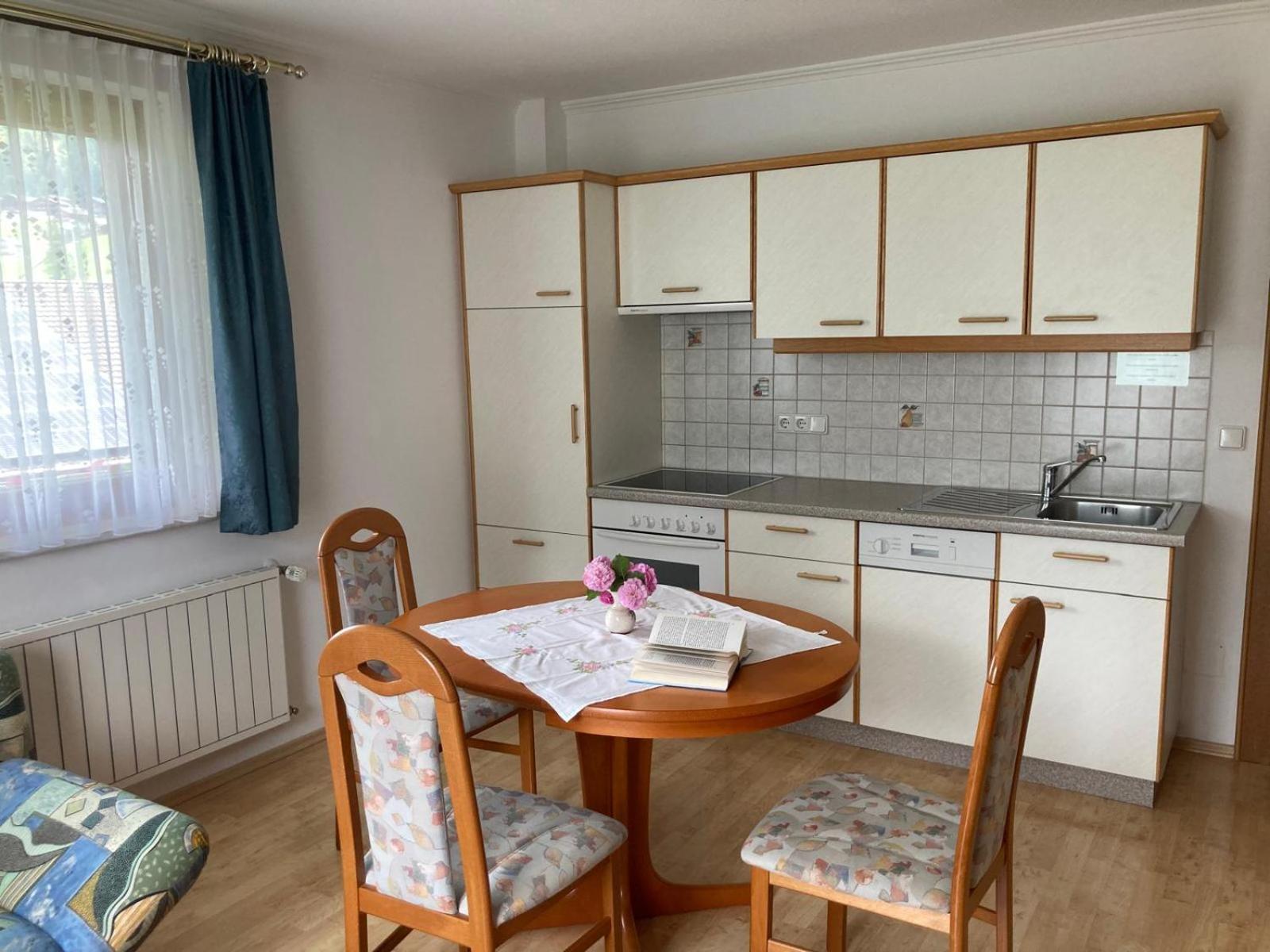 Haus Strieder Apartment Мария Лугау Екстериор снимка